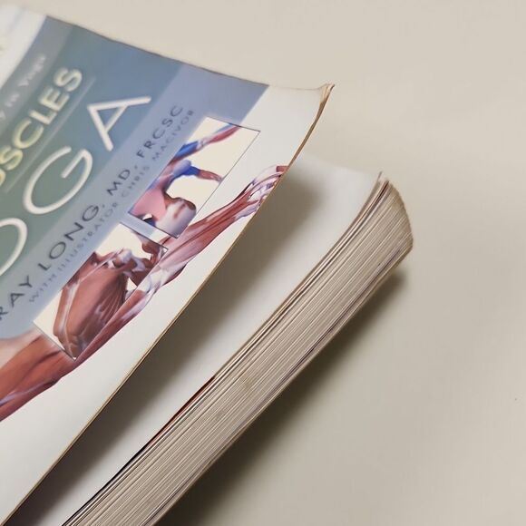 The Key Muscles of Yoga Book 2006 - Picture 11 of 12